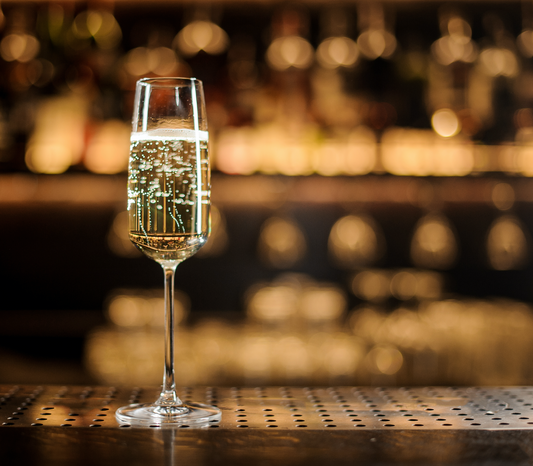 Effervescenza e Percezione Aromatica: il contributo delle bollicine nello Champagne